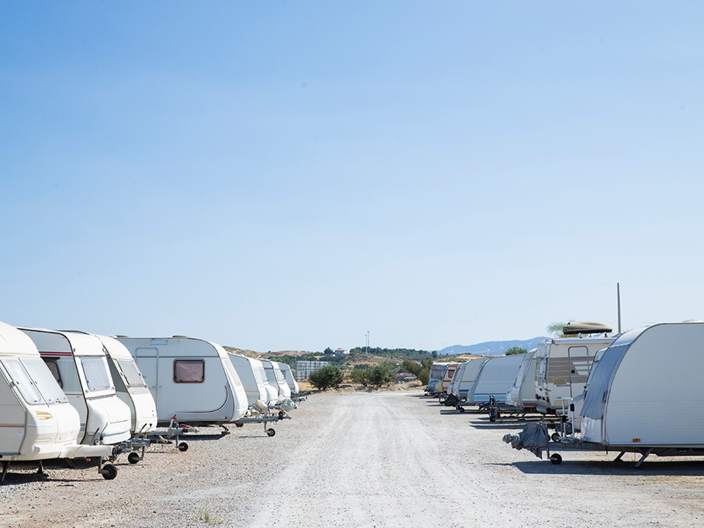 caravanas-en-zona-de-parking